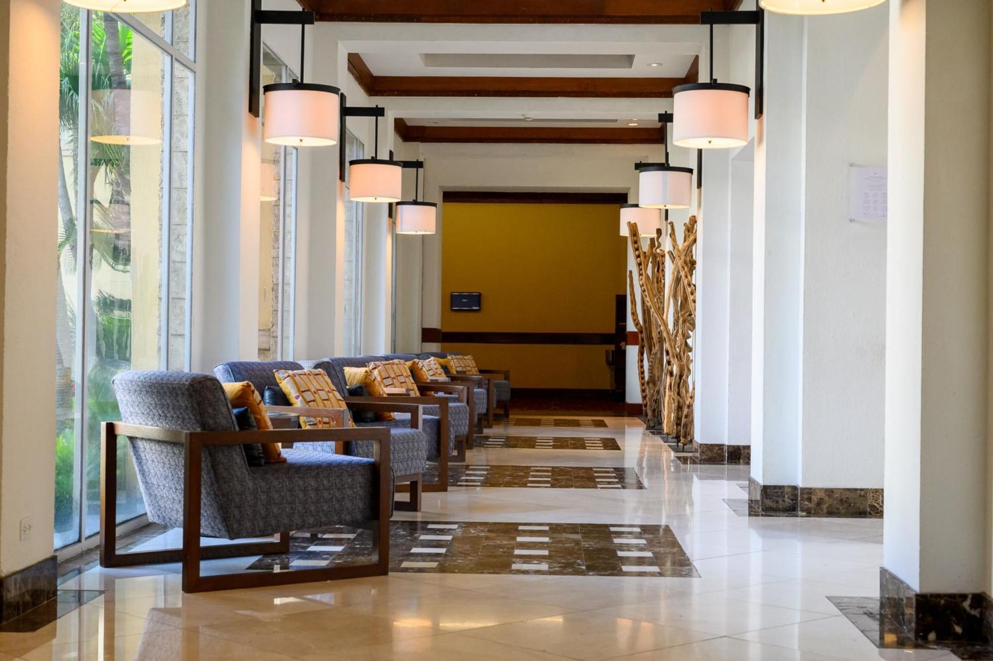 Hotel Real Intercontinental Metrocentro Managua By Ihg Exterior foto